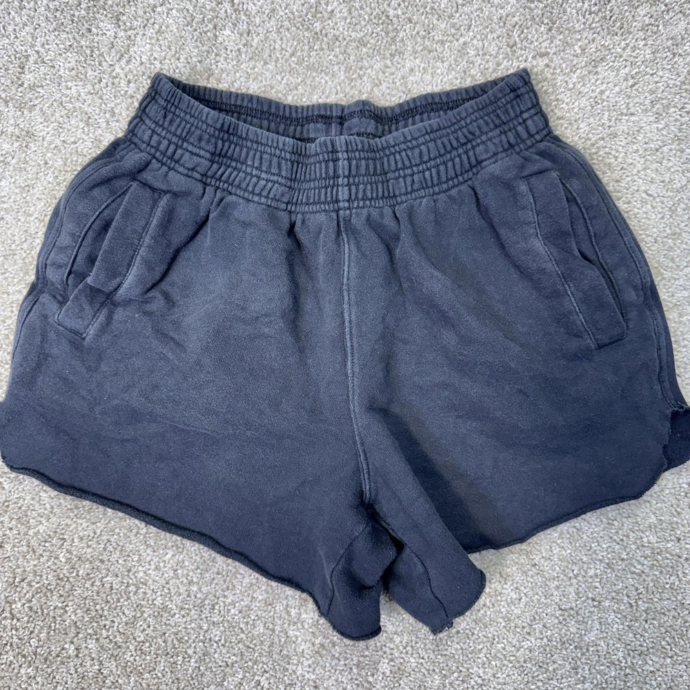 Aerie Shorts Womens Small Black Fleece Raw Hem Sweat Shorts EUC